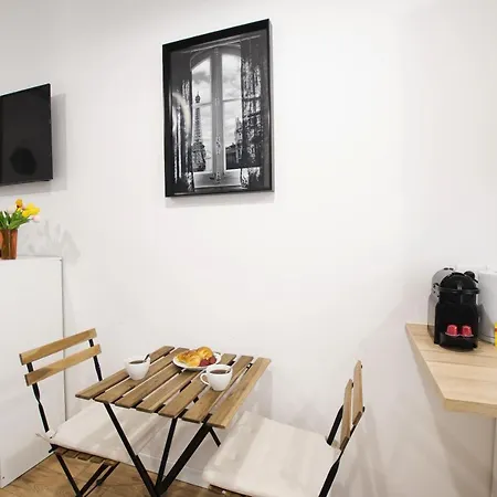 Apartment Parisconciergerie - Near Eiffel Tower Paris